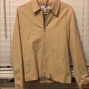 Beige light weight gap Coat/jacket size 6